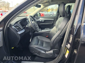 2023 Volvo XC90 B5 Core 7-Passenger – miniatura 7