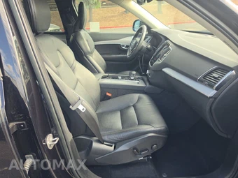 2023 Volvo XC90 B5 Core 7-Passenger – miniatura 8