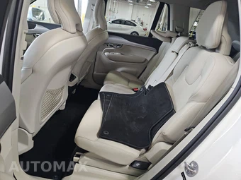 2023 Volvo XC90 B5 Core 7-Passenger – miniatura 13
