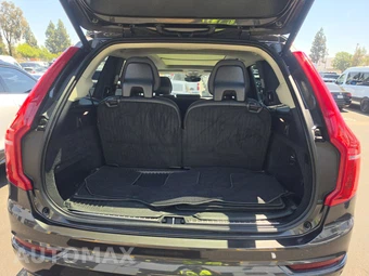 2023 Volvo XC90 B5 Core 7-Passenger – miniatura 17