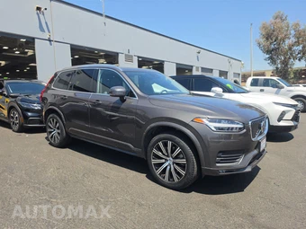 2023 Volvo XC90 B5 Core 7-Passenger – miniatura 3