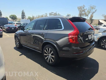 2023 Volvo XC90 B5 Core 7-Passenger – miniatura 6