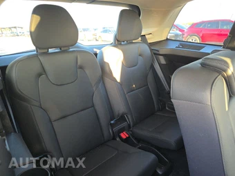 2023 Volvo XC90 B5 Plus 7-Passenger – miniatura 14