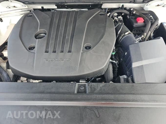 2023 Volvo XC90 B5 Plus 7-Passenger – miniatura 16