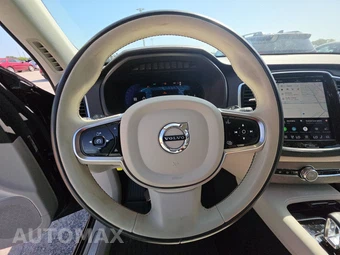 2023 Volvo XC90 B5 Plus 7-Passenger – miniatura 10