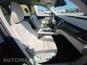 2023 Volvo XC90 B5 Plus 7-Passenger – miniatura 8