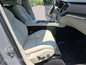 2023 Volvo XC90 B5 Plus 7-Passenger – miniatura 19