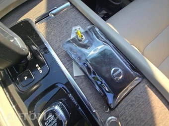 2023 Volvo XC90 B6 Core 7-Passenger – miniatura 5