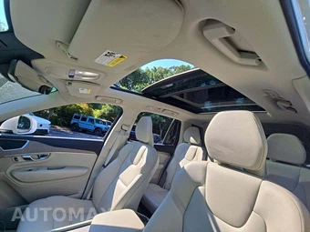 2023 Volvo XC90 B6 Core 7-Passenger – miniatura 8