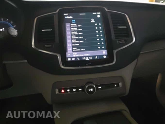 2023 Volvo XC90 B6 Core 7-Passenger – miniatura 10