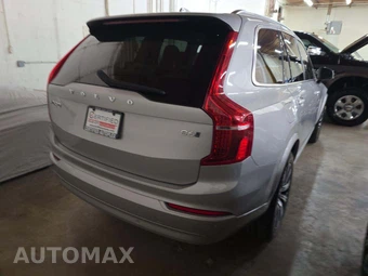 2023 Volvo XC90 B6 Core 7-Passenger – miniatura 3