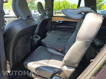 2023 Volvo XC90 B6 Core 7-Passenger – miniatura 13