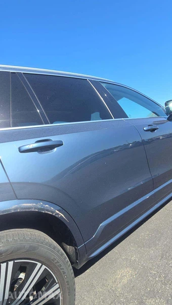 2023 Volvo XC90 B6 Core 7-Passenger – miniatura 25