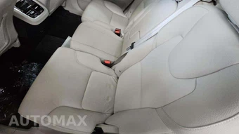 2023 Volvo XC90 B6 Core 7-Passenger – miniatura 26