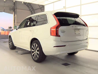 2023 Volvo XC90 B6 Core 7-Passenger – miniatura 6