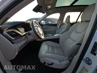 2023 Volvo XC90 B6 Core 7-Passenger – miniatura 7