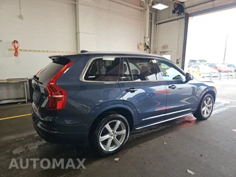 2023 Volvo XC90 B6 Core 7-Passenger – miniatura 4