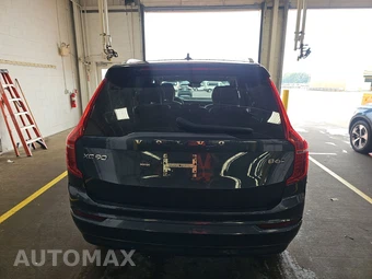 2023 Volvo XC90 B6 Core 7-Passenger – miniatura 5