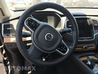 2023 Volvo XC90 B6 Plus 6-Passenger - miniatura 10