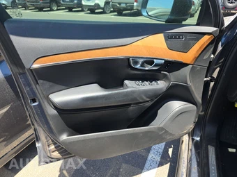 2023 Volvo XC90 B6 Plus 6-Passenger - miniatura 9