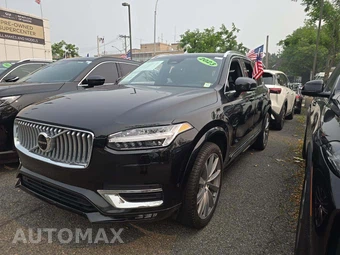 2023 Volvo XC90 B6 Plus 6-Passenger