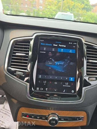 2023 Volvo XC90 B6 Plus 6-Passenger – miniatura 10