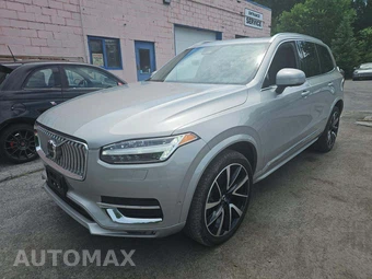 2023 Volvo XC90 B6 Plus 6-Passenger