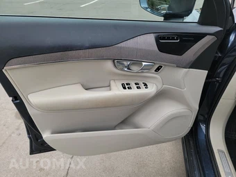 2023 Volvo XC90 B6 Plus 6-Passenger - miniatura 9