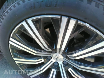 2023 Volvo XC90 B6 Plus 7-Passenger – miniatura 32