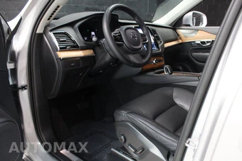 2023 Volvo XC90 B6 Plus 7-Passenger – miniatura 32