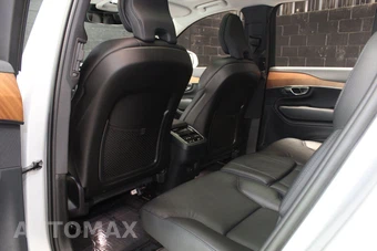2023 Volvo XC90 B6 Plus 7-Passenger – miniatura 37