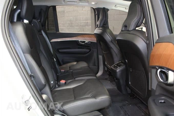 2023 Volvo XC90 B6 Plus 7-Passenger – miniatura 47