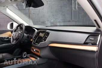 2023 Volvo XC90 B6 Plus 7-Passenger – miniatura 52