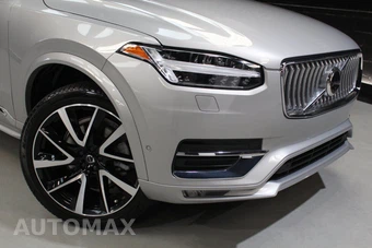 2023 Volvo XC90 B6 Plus 7-Passenger – miniatura 9