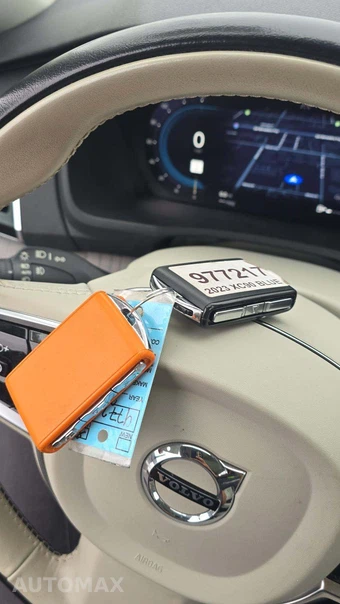 2023 Volvo XC90 B6 Plus 7-Passenger – miniatura 23