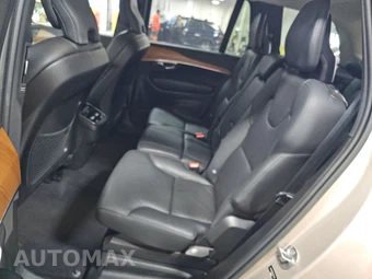 2023 Volvo XC90 B6 Plus 7-Passenger – miniatura 13