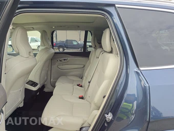 2023 Volvo XC90 B6 Plus 7-Passenger – miniatura 13