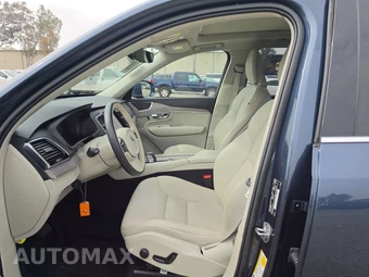2023 Volvo XC90 B6 Plus 7-Passenger – miniatura 7