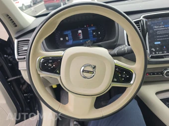 2023 Volvo XC90 B6 Plus 7-Passenger – miniatura 10