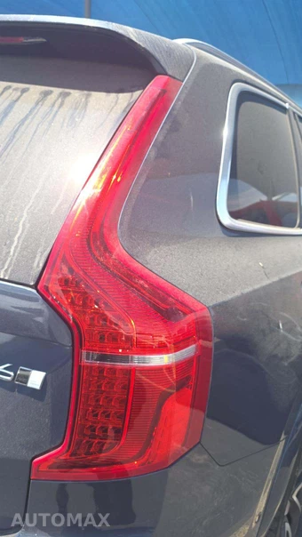 2023 Volvo XC90 B6 Plus 7-Passenger – miniatura 37