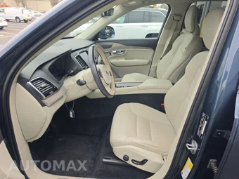 2023 Volvo XC90 B6 Plus 7-Passenger – miniatura 7