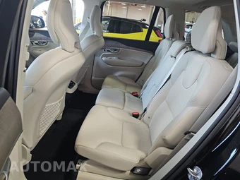 2023 Volvo XC90 B6 Plus 7-Passenger – miniatura 13