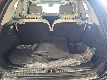 2023 Volvo XC90 B6 Plus 7-Passenger – miniatura 17