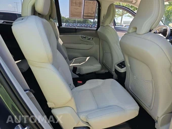 2023 Volvo XC90 B6 Ultimate 6-Passenger – miniatura 17