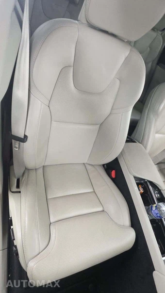 2023 Volvo XC90 B6 Ultimate 6-Passenger - miniatura 25