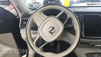 2023 Volvo XC90 B6 Ultimate 6-Passenger - miniatura 28