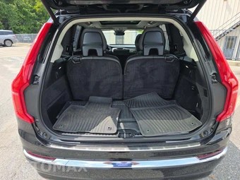 2023 Volvo XC90 B6 Ultimate 7-Passenger - miniatura 11