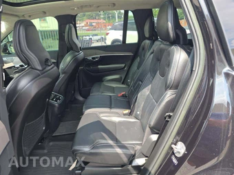 2023 Volvo XC90 B6 Ultimate 7-Passenger - miniatura 9