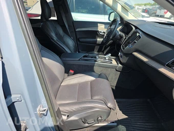 2023 Volvo XC90 B6 Ultimate 7-Passenger - miniatura 8