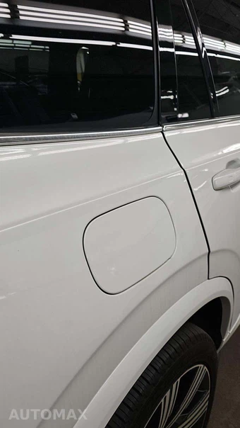 2023 Volvo XC90 B6 Ultimate 7-Passenger – miniatura 23